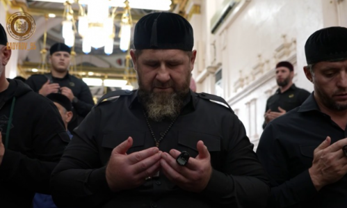 Во время поездки в Саудовскую Аравию Рамзан Кадыров побывал в Мекке и совершил умру