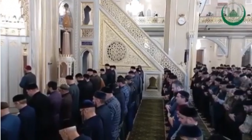 Начало месяца Раби'уль-Авваль верующие провели в тахаlдджуд-намазах и совершая дуlа