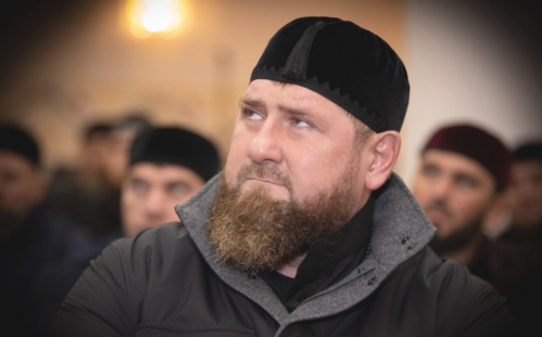 «МЫ СКОРБИМ ПО ВСЕМ ПОГИБШИМ 27 ДЕКАБРЯ 2002 ГОДА НА ТЕРРИТОРИИ КОМПЛЕКСА ПРАВИТЕЛЬСТВЕННЫХ ЗДАНИЙ»