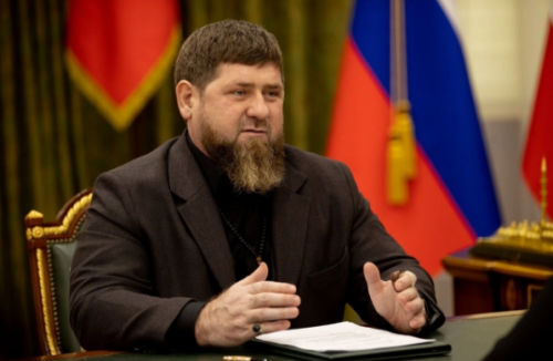 Кадыров поздравил народы России с Международным днём родного языка