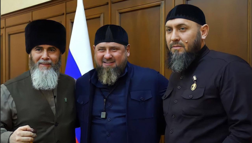 Аслан Абдулаев награжден орденом Кадырова