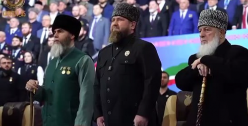 Председателем Съезда народа ЧР первого созыва стал Рамзан Кадыров