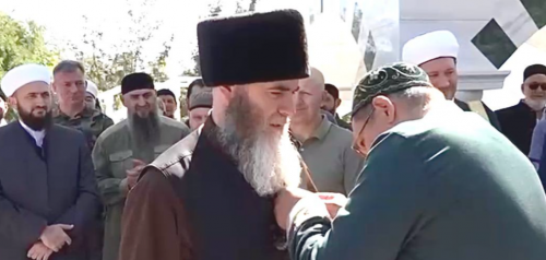 Нохчийн Республикин Муфтина Россин Бусалба нехан Мидал йаларца совгIат делла