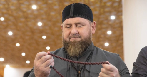 Кадыров Рамзан-Хьаьжас деша мел ло а салаваташ деша аьлла, шайн даг чохь Мухьаммад-Пайхамаре(ﷺ) безам болчаьрга