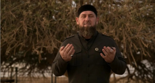 Глава ЧР поздравил чеченский народ и умму мусульман с наступлением 12-го дня месяца Рабиуль-Авваль