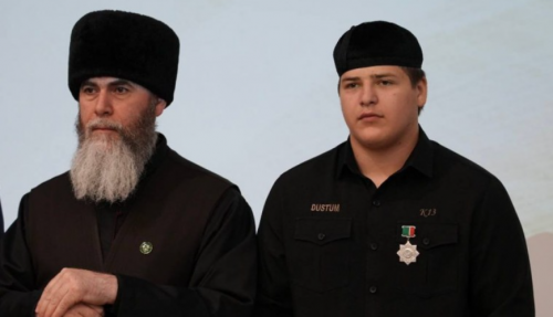 Адама Кадырова наградили орденом «За служение религии Ислам» I степени