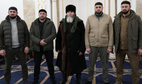 Мусульманским общинам ДНР и ЛНР передали гумпомощь от Фонда Кадырова