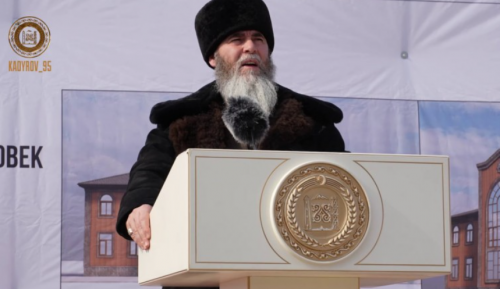 В Грозном прошла церемония закладки капсулы под строительство нового медресе для глухонемых