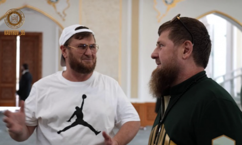 Рамзан Кадыров и Амрудди Эдильгириев проверили ход строительства одной из мечетей Грозного